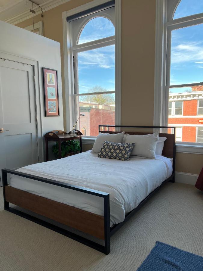 Penthouse Overlooking Downtown Mall * Charlottesville