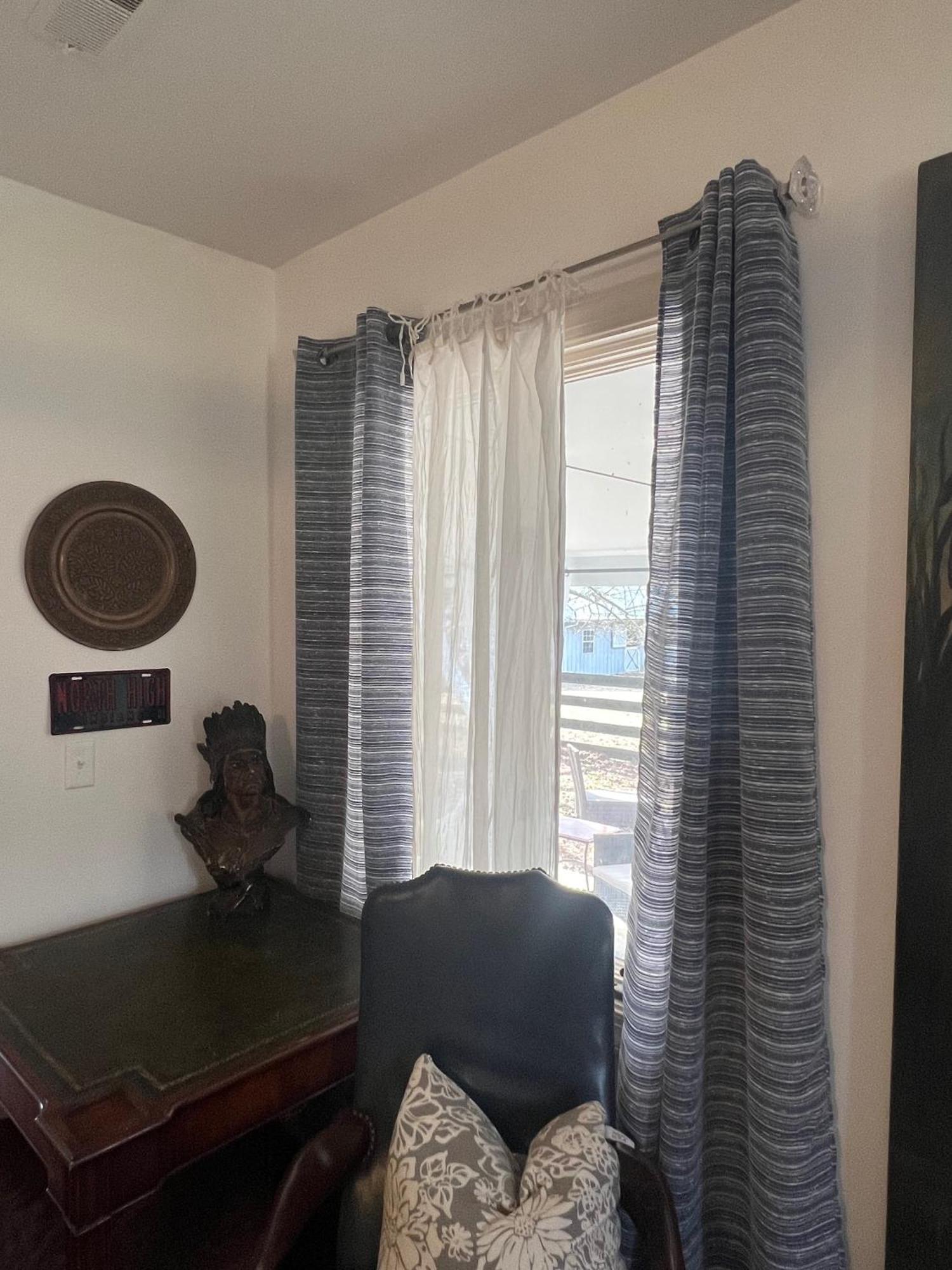 Wine Country Guest house *