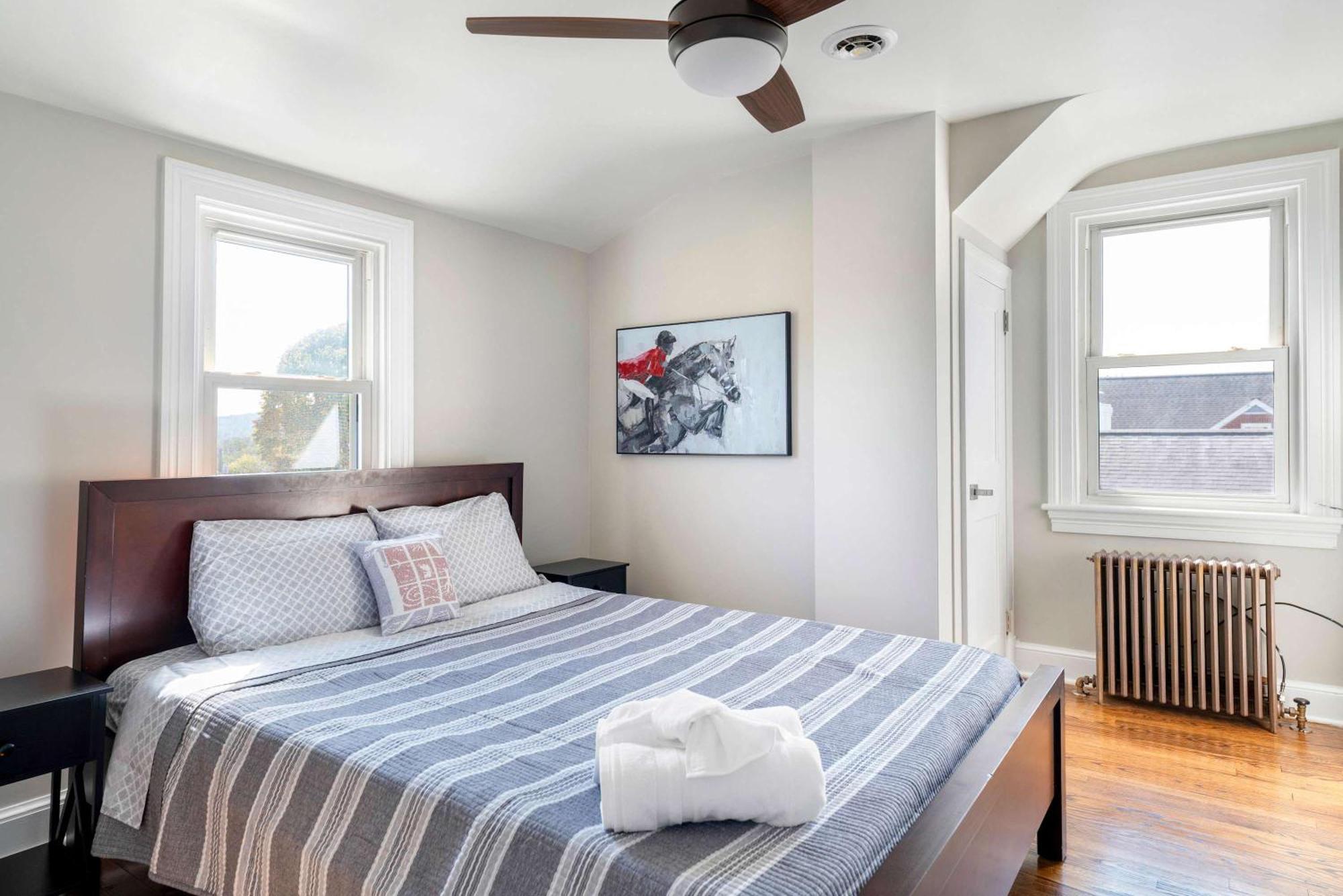 Charming Cape Cod In Heart Of Charlottesville