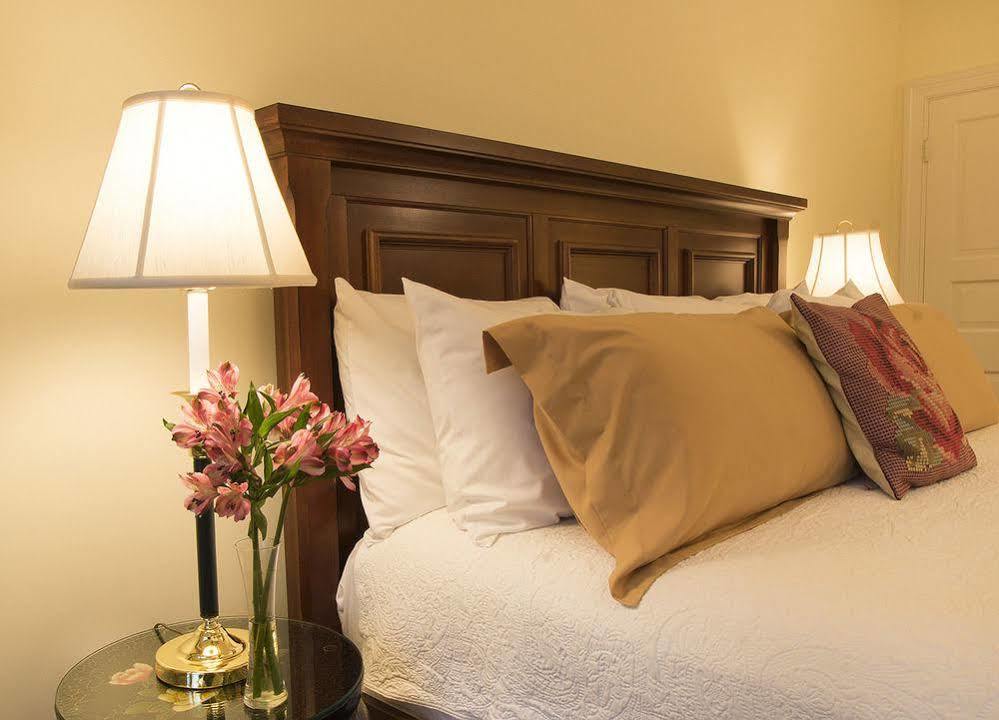 Foxfield Hotel 3*