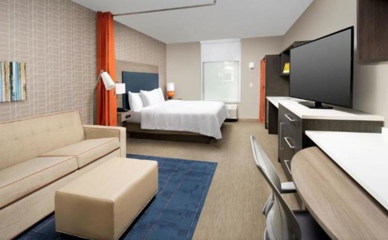 Hotel Home2 By Hilton Downtown 3*