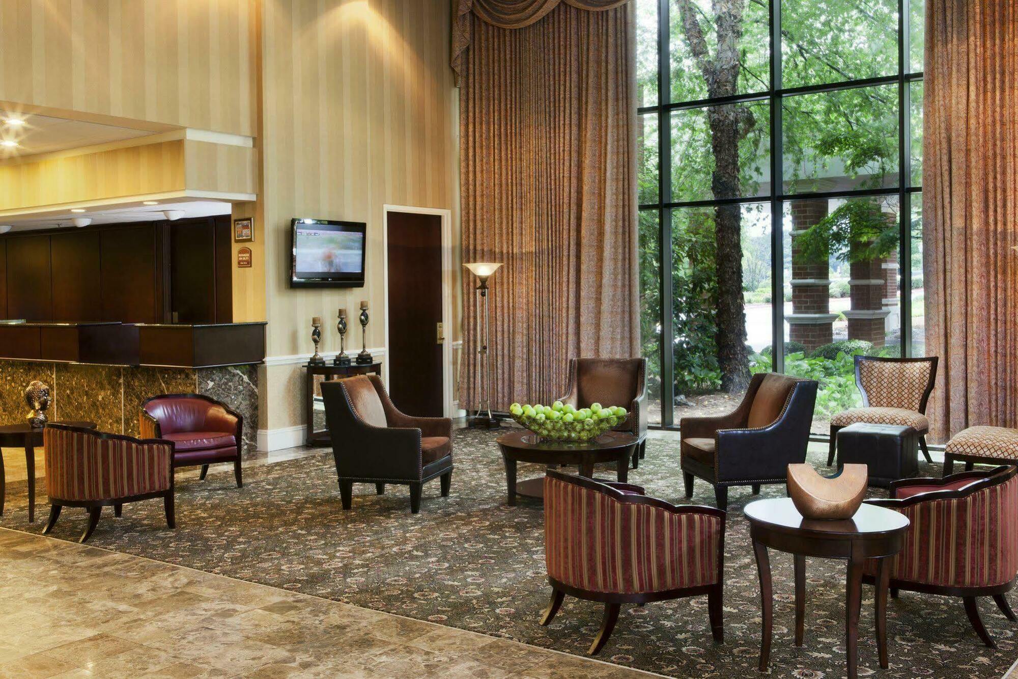 Doubletree By Hilton Hotel Charlottesville