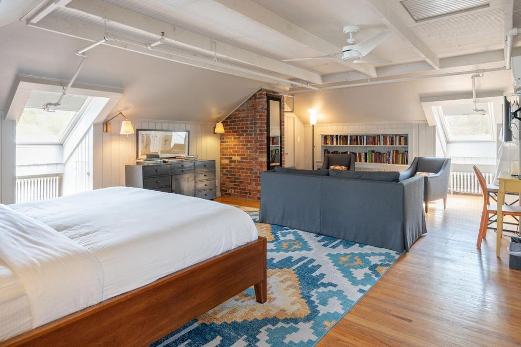 Hotel Oakhurst At The 4*